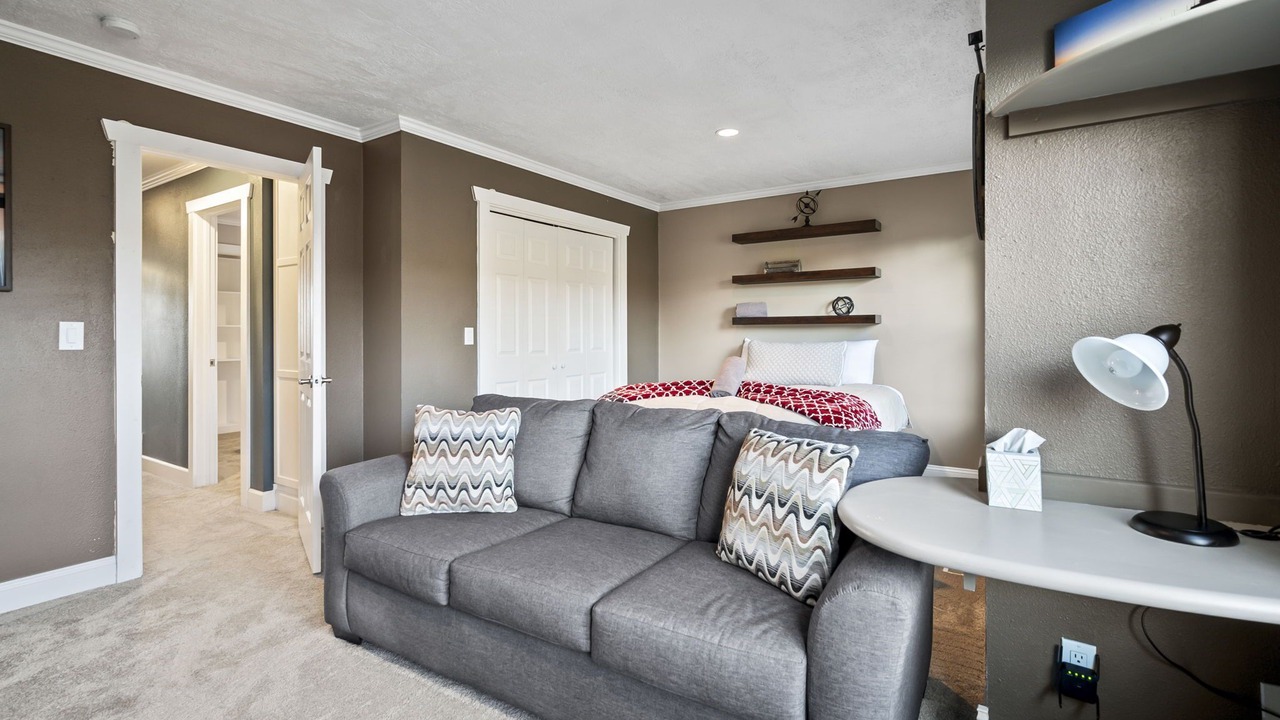 Photo of Bedroom in Northeast Colorado Springs