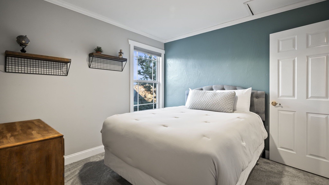 Photo of Bedroom in Northeast Colorado Springs