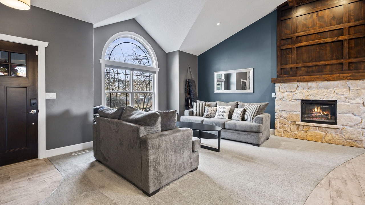 Photo of Livingroom in Northeast Colorado Springs