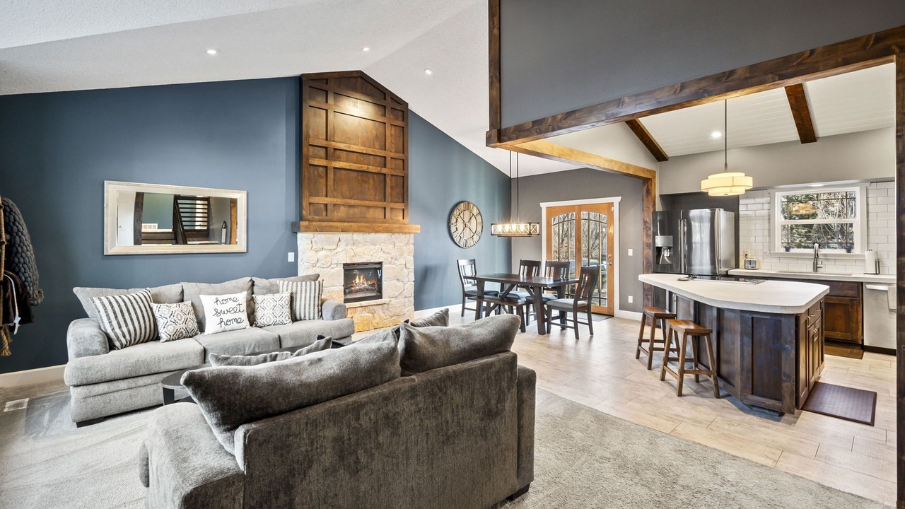 Photo of Livingroom in Northeast Colorado Springs
