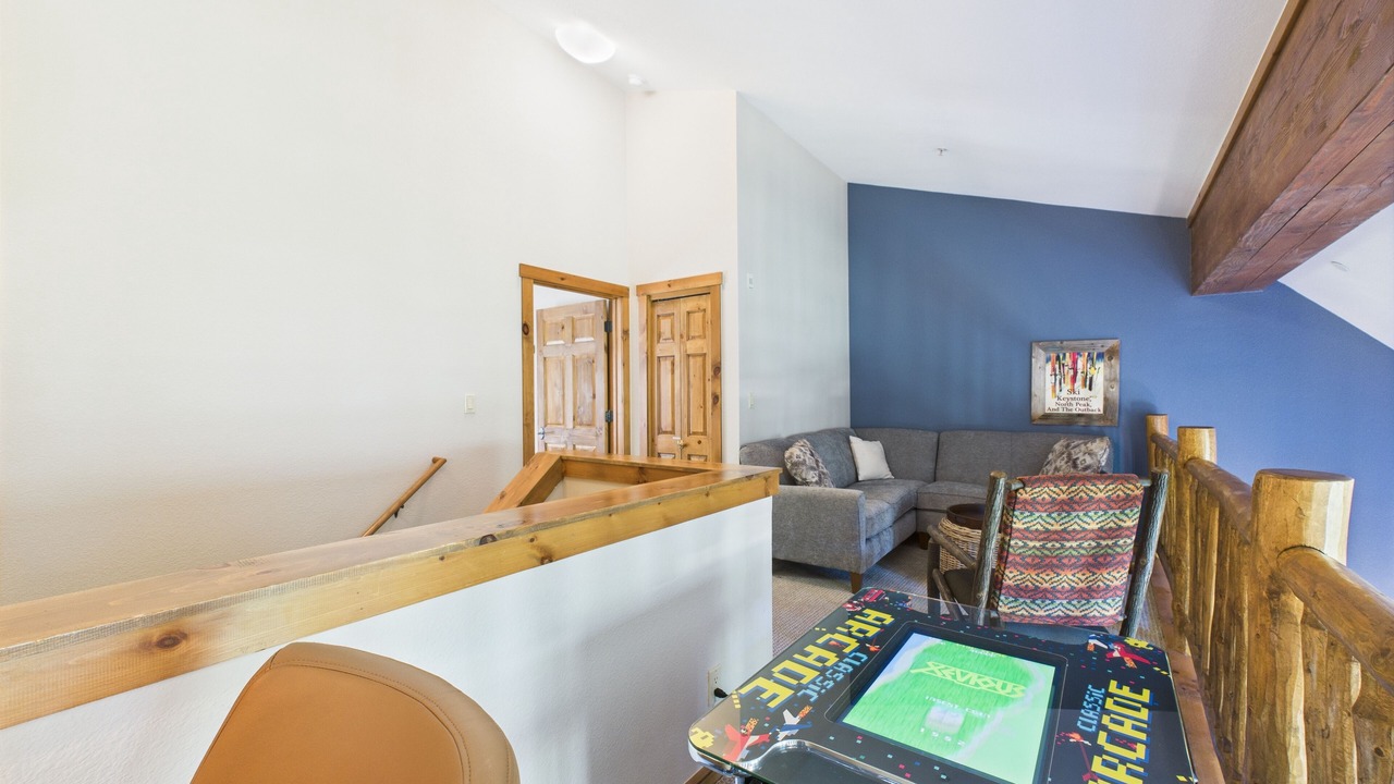 Photo of Bedroom in Lakeside Village