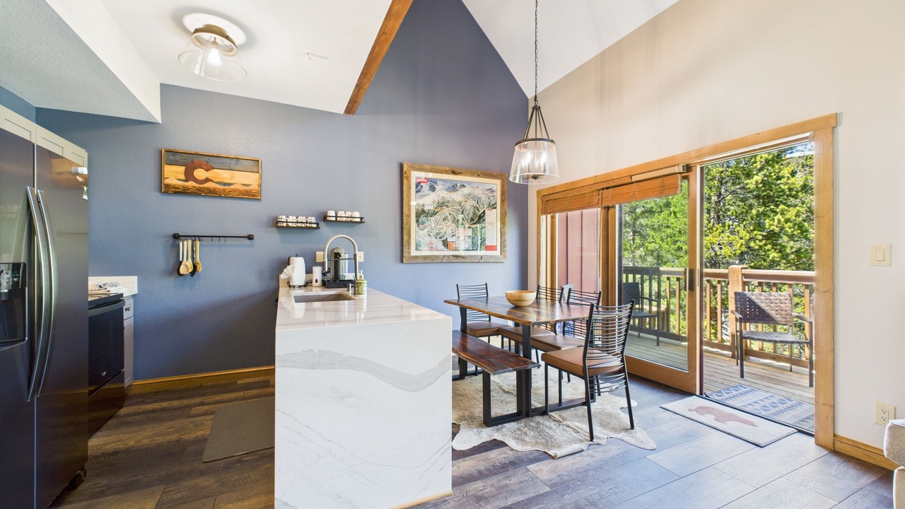 Photo of Kitchen in Lakeside Village