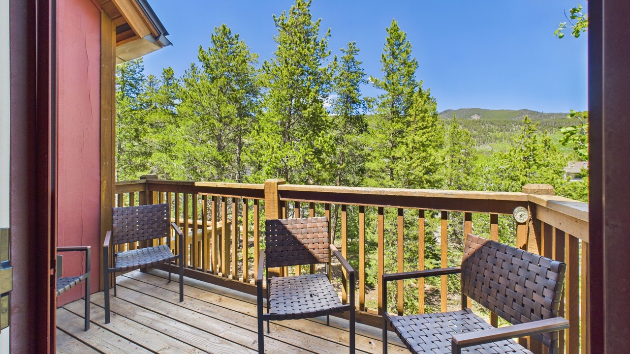 Photo of Outdoor in Lakeside Village