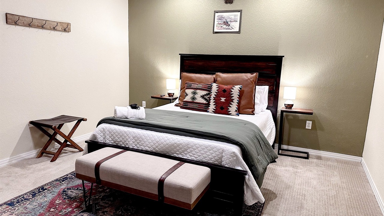 Photo of Bedroom in Applewood West