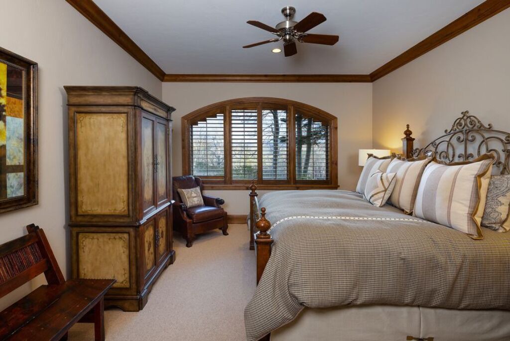 Photo of Bedroom in Avon