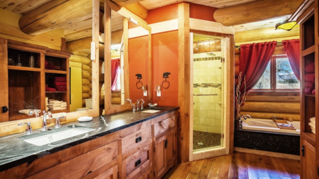 Photo of Bathroom in South Fork