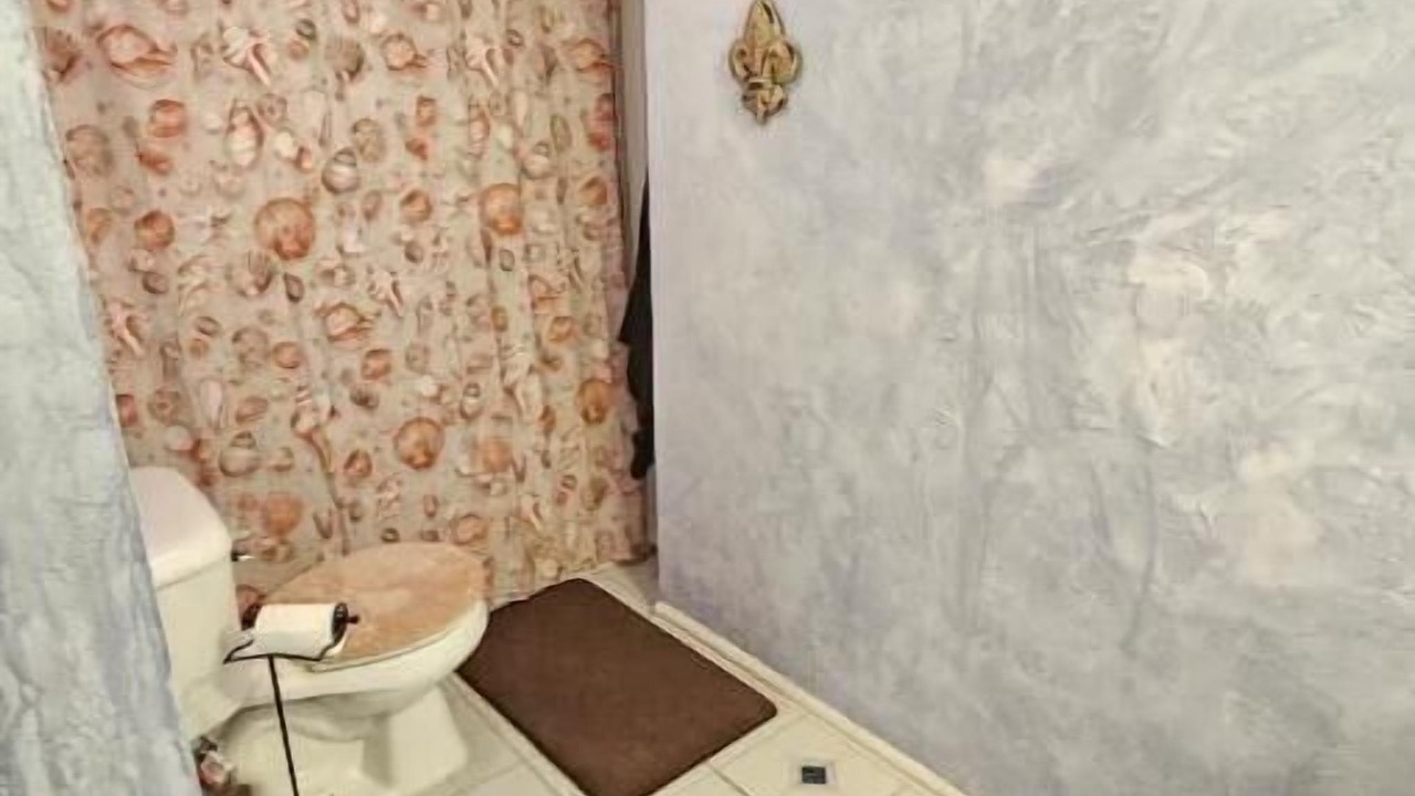 Photo of Bathroom in Firestone