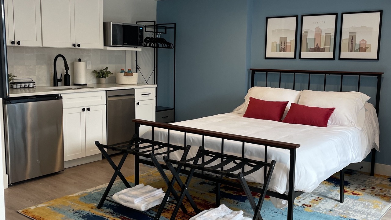 Photo of Bedroom in Jefferson Park
