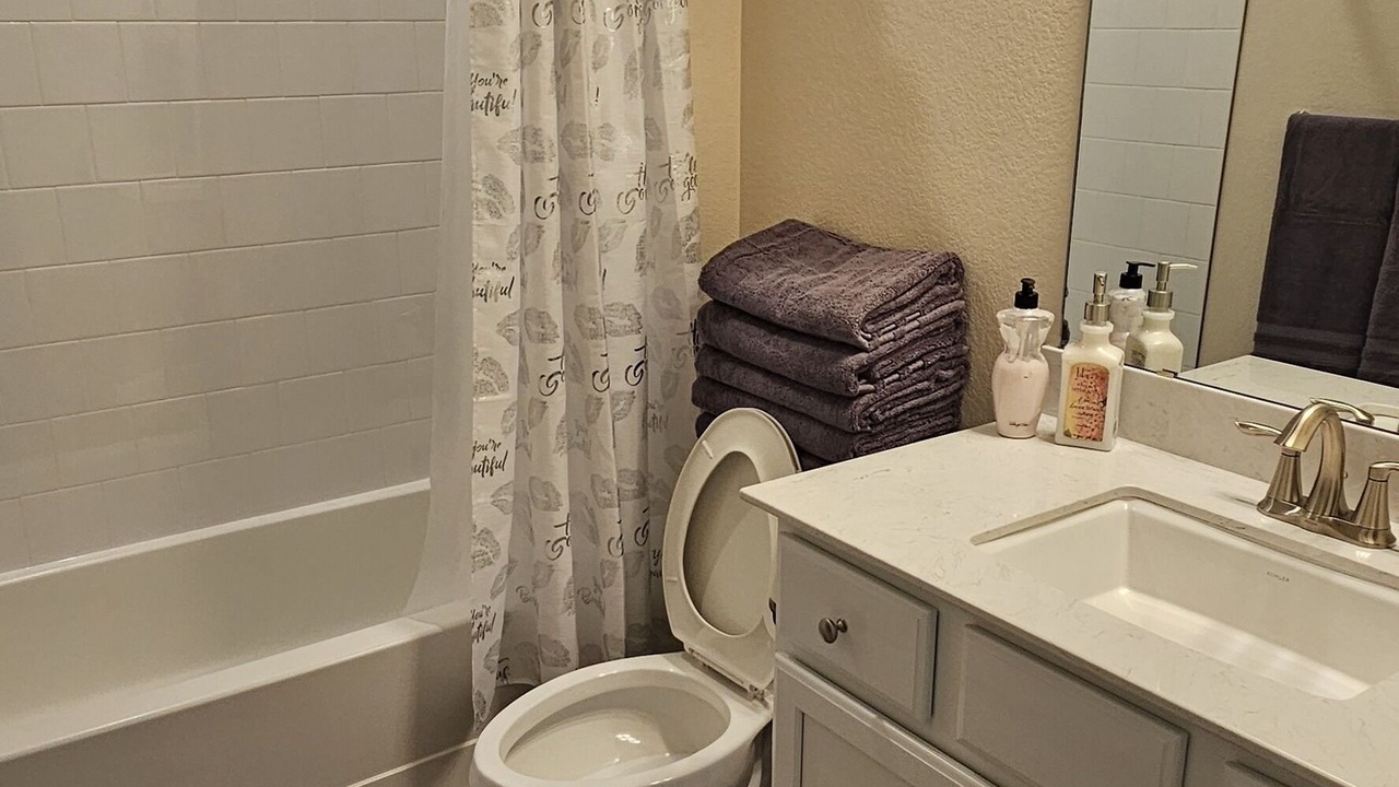 Photo of Bathroom in Dupont