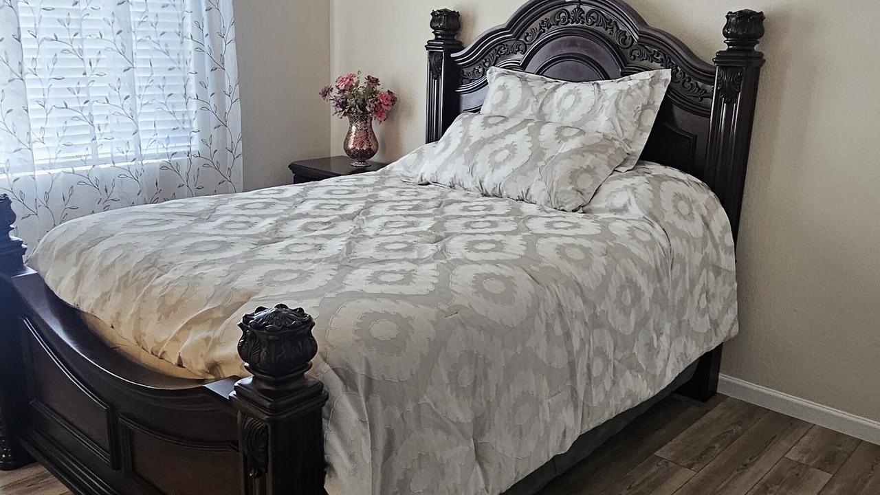 Photo of Bedroom in Dupont