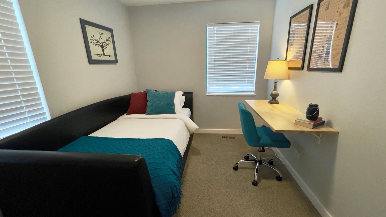 Photo of Bedroom in North Aurora