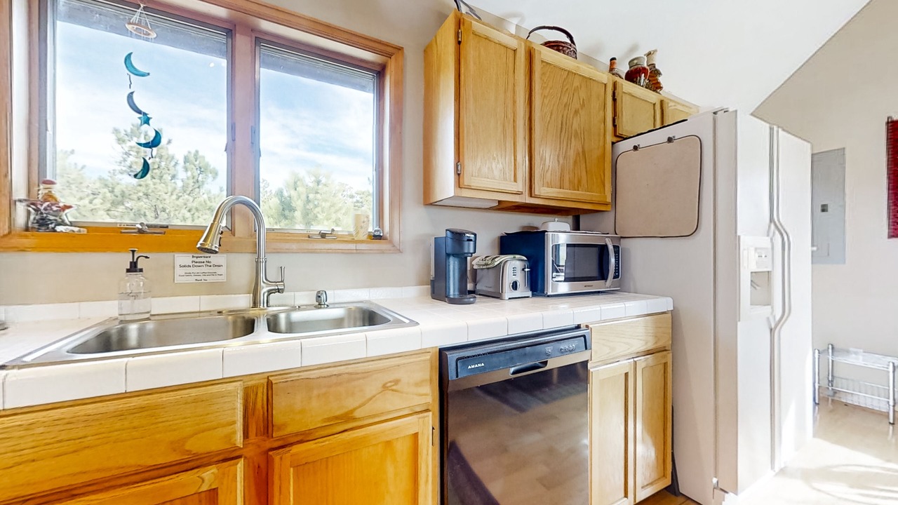 Photo of Kitchen in Glacier View Meadows