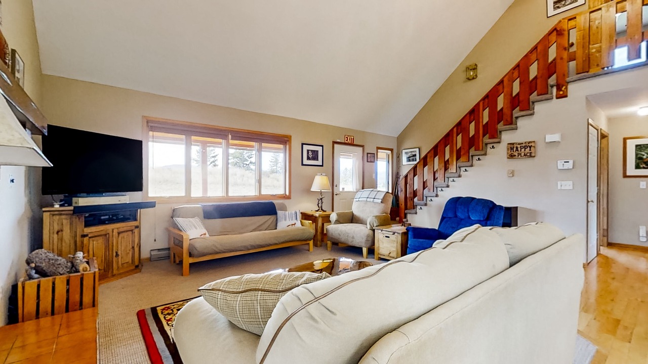 Photo of Livingroom in Glacier View Meadows
