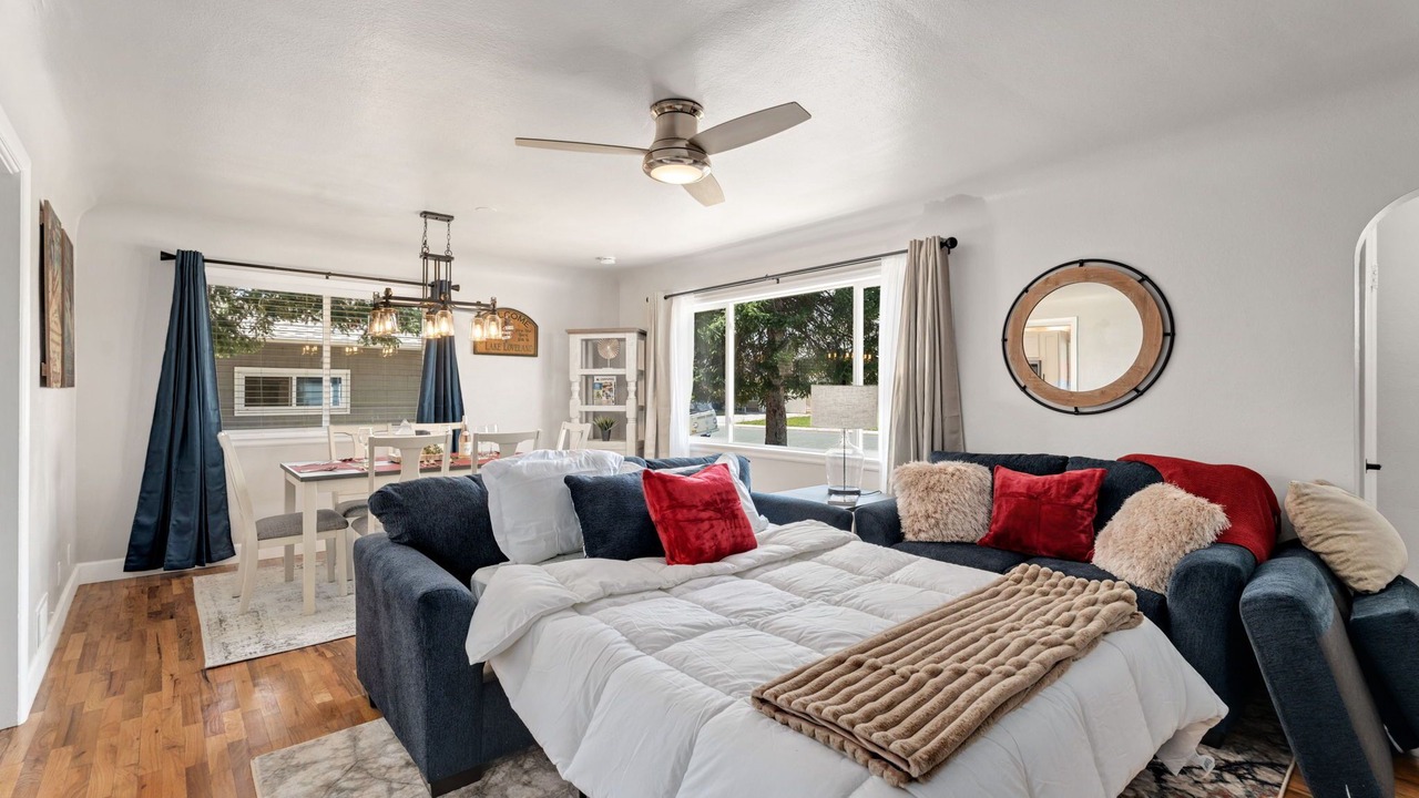 Photo of Livingroom in Loveland