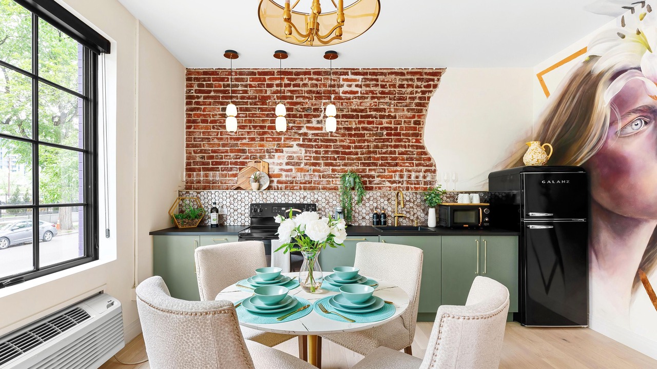 Photo of Livingroom in Golden Triangle