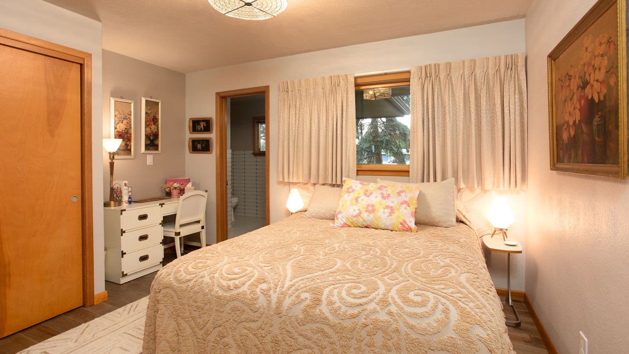 Photo of Bedroom in Loveland