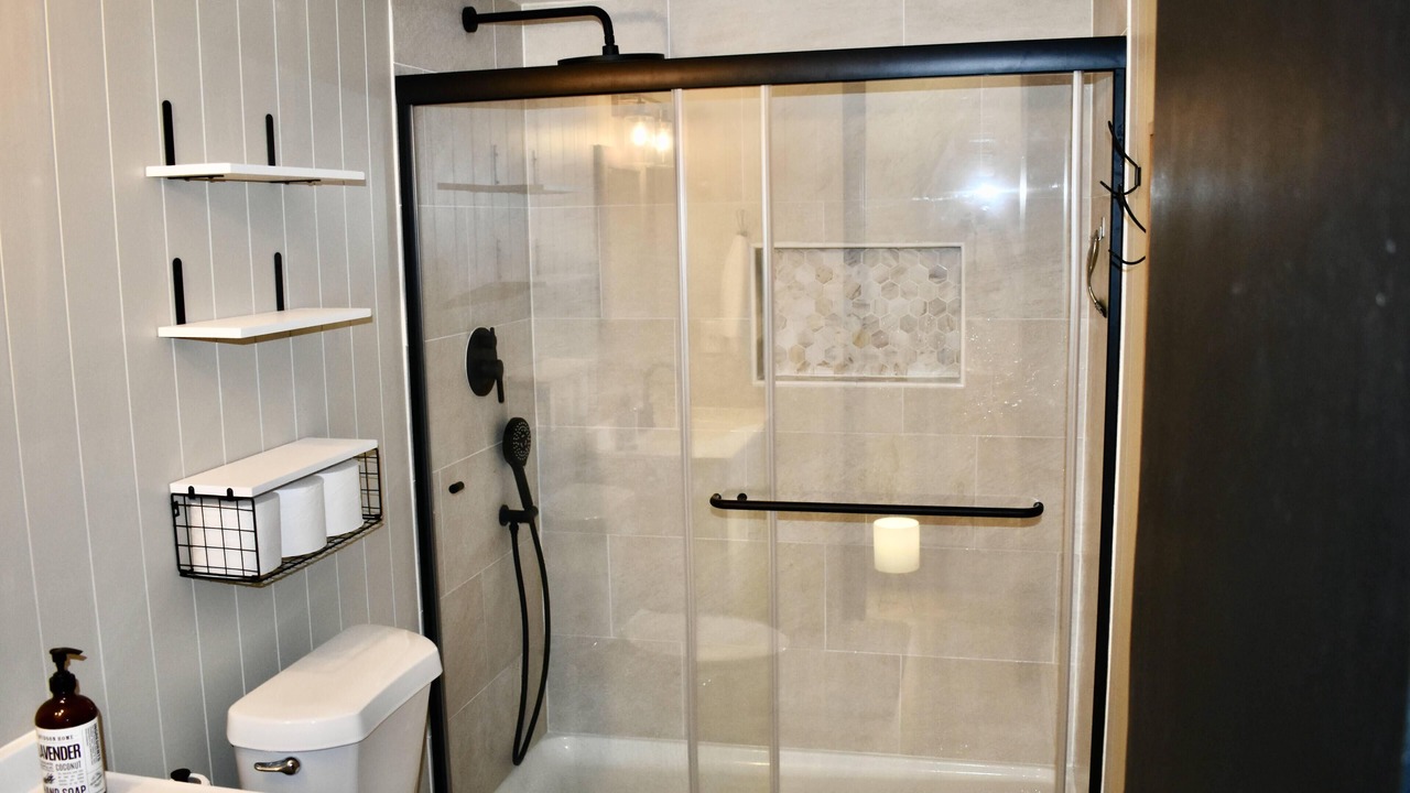 Photo of Bathroom in Fraser