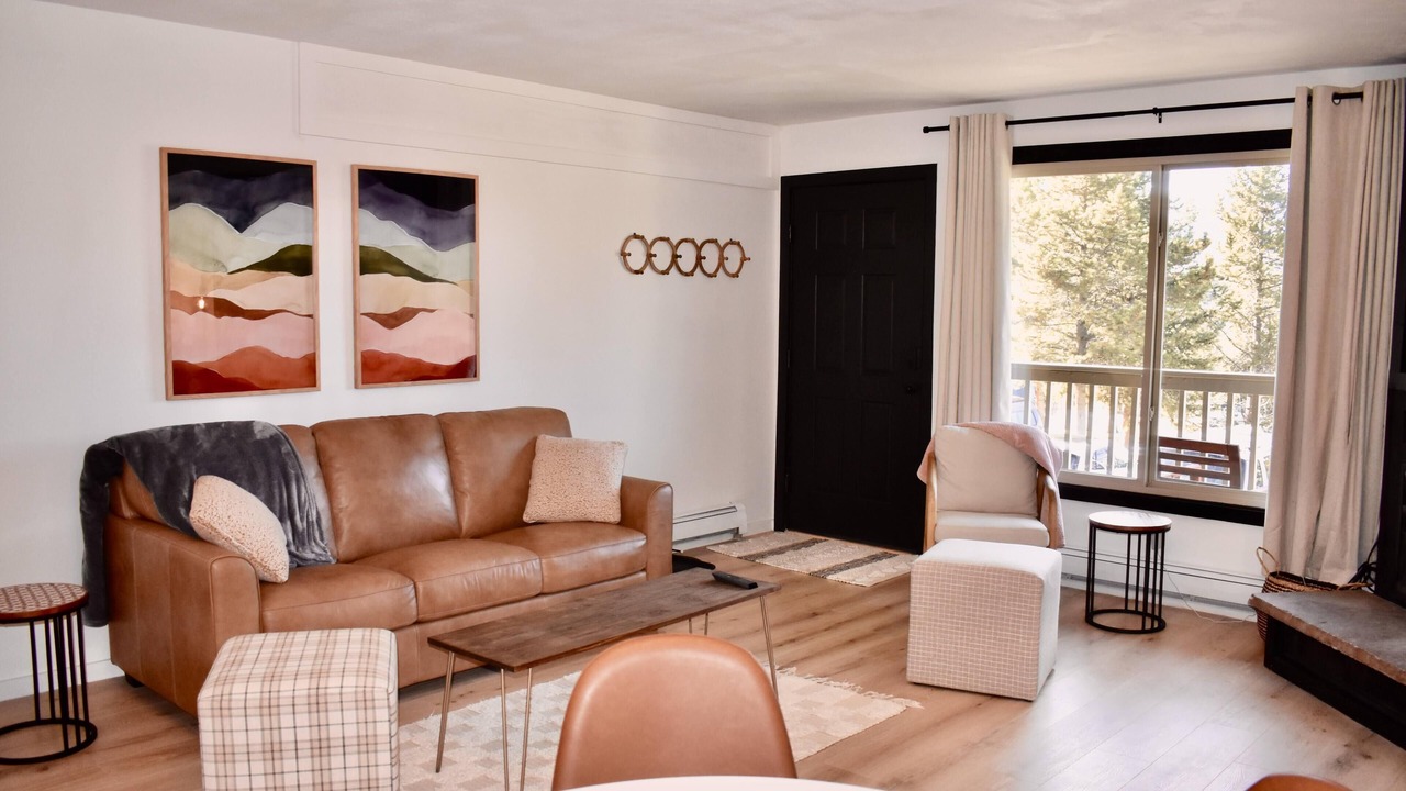 Photo of Livingroom in Fraser