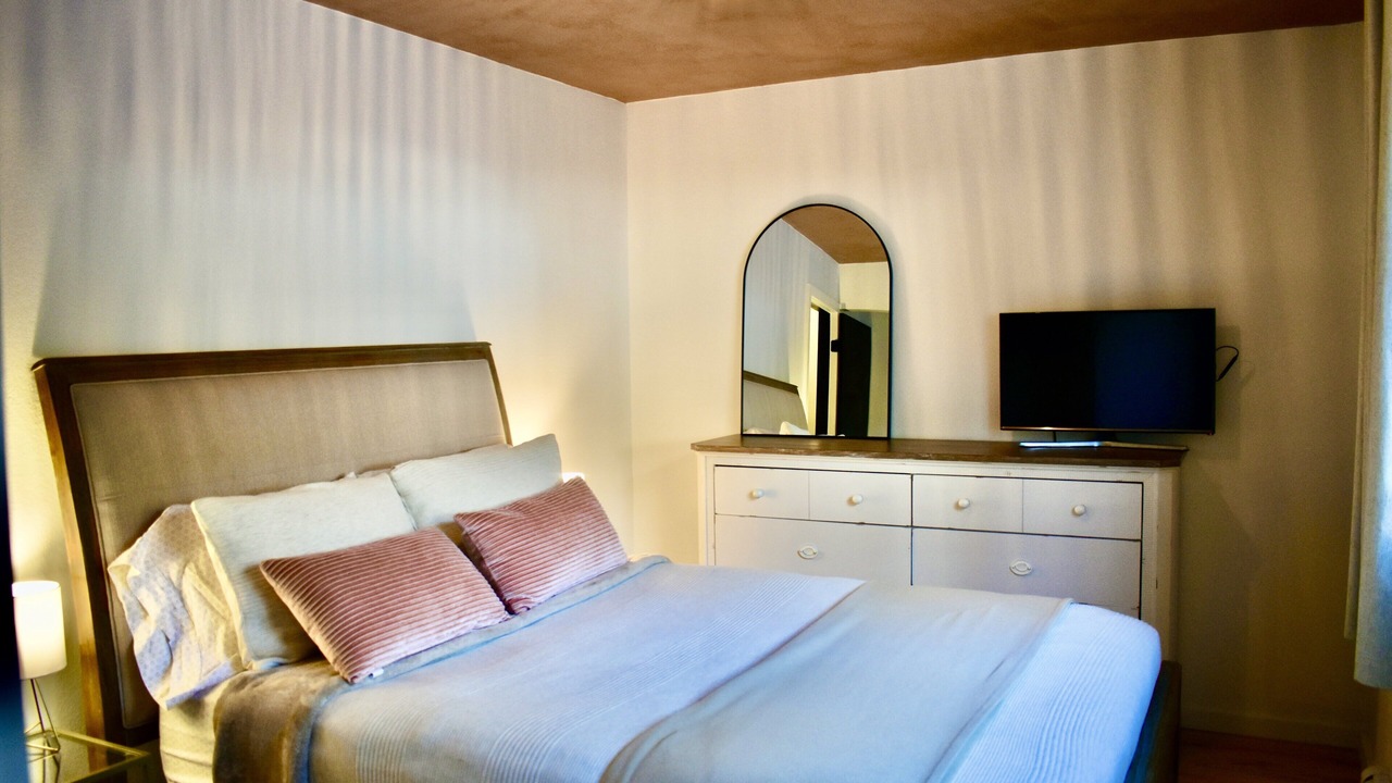 Photo of Bedroom in Fraser