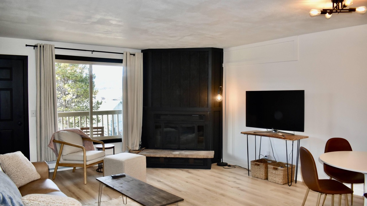 Photo of Livingroom in Fraser