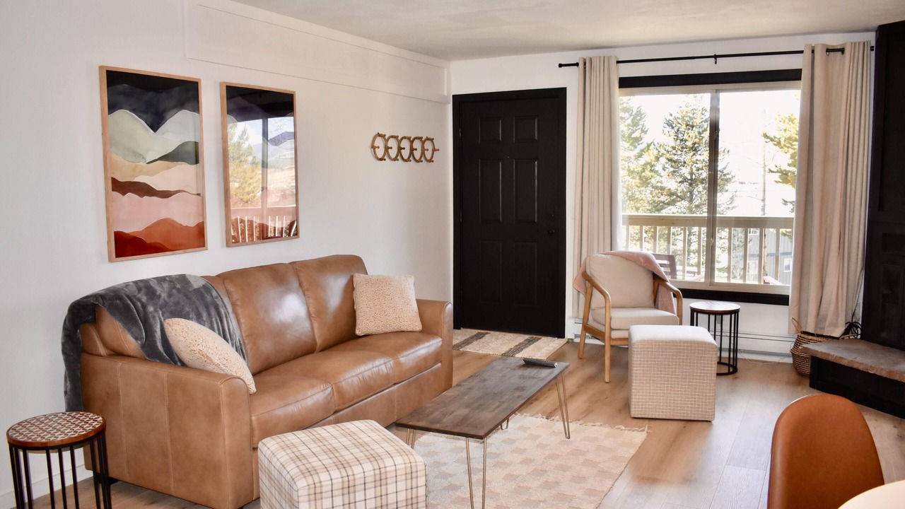 Photo of Livingroom in Fraser