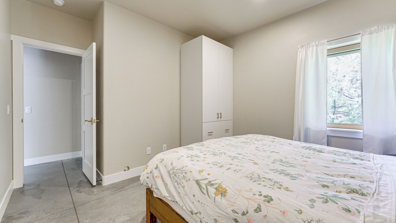 Photo of Bedroom in Redlands