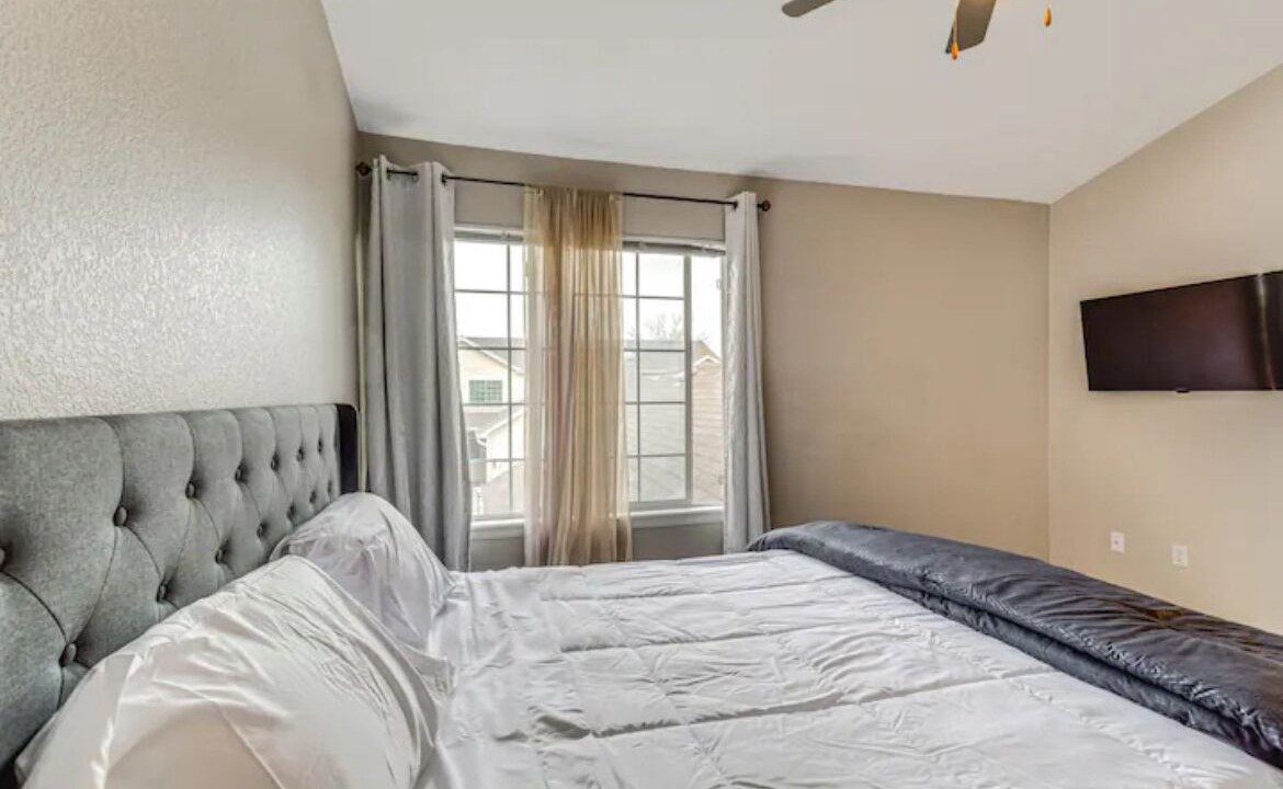 Photo of Bedroom in Aurora