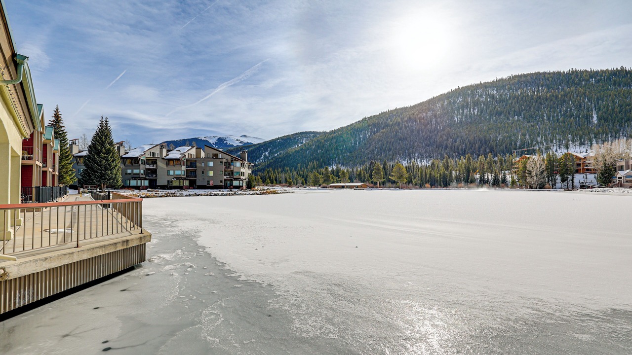 Photo of Outdoor in Lakeside Village