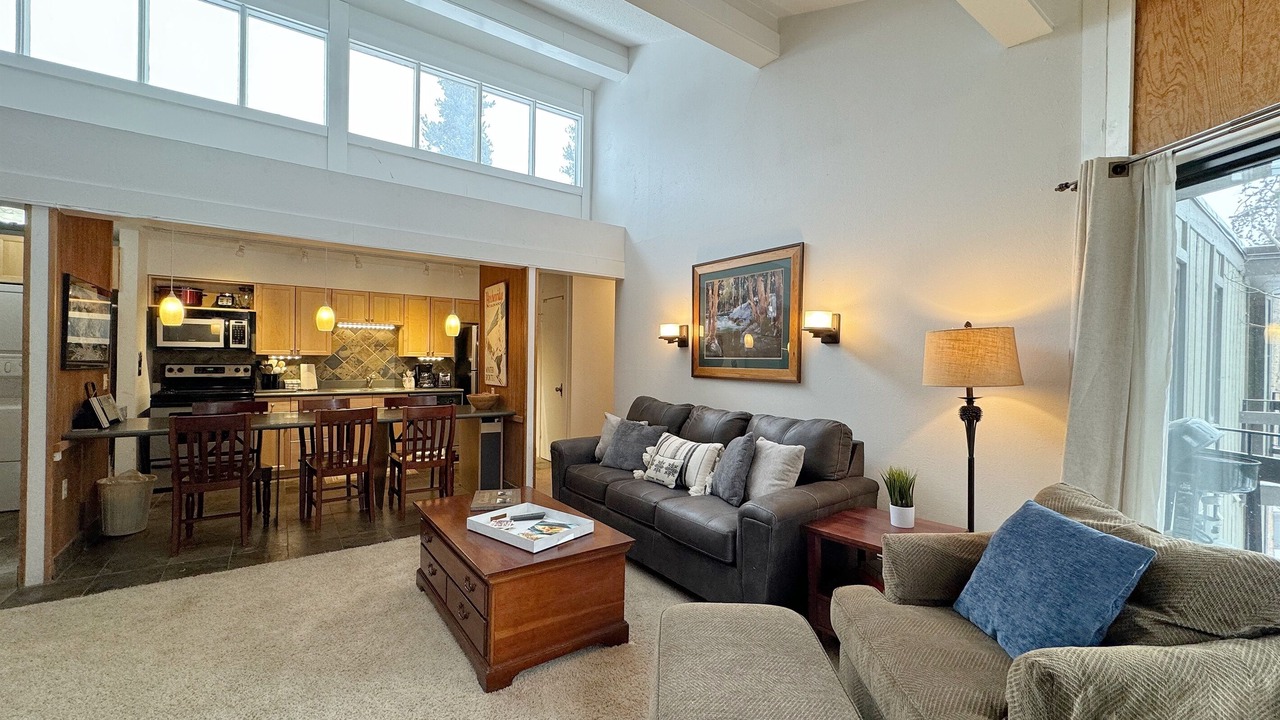 Photo of Bedroom in Peak 8