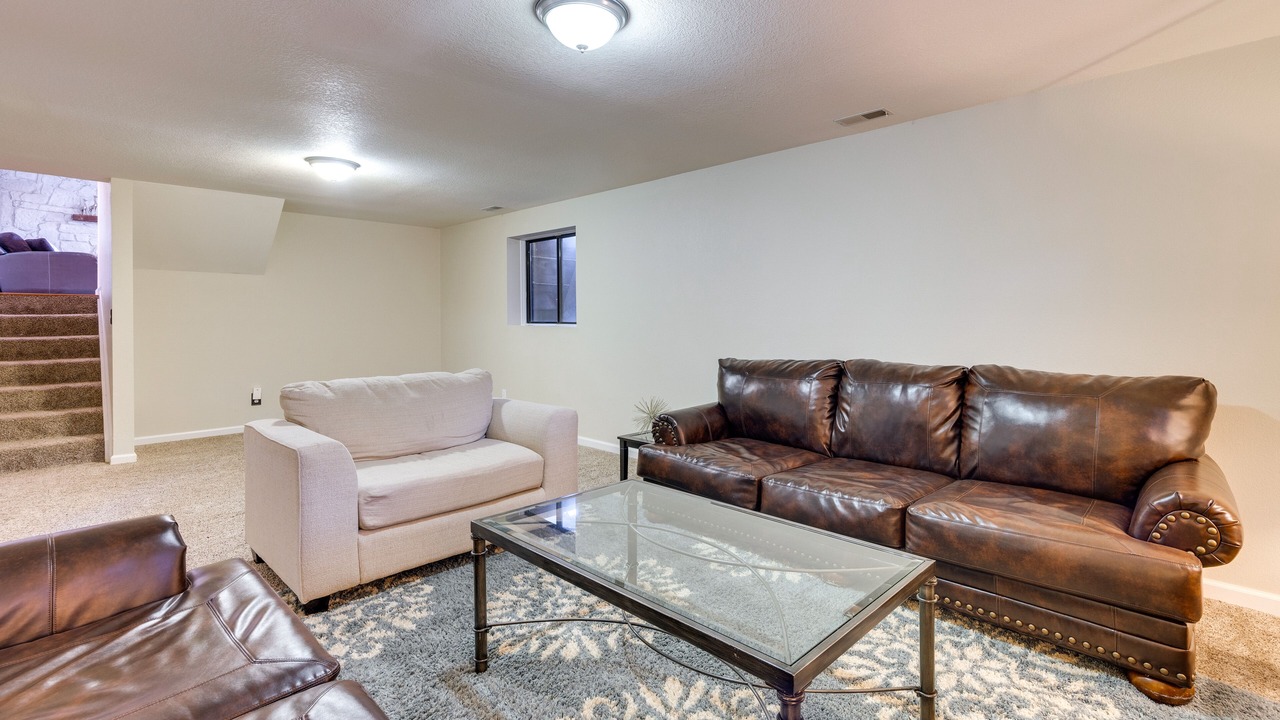Photo of Livingroom in Gleneagle