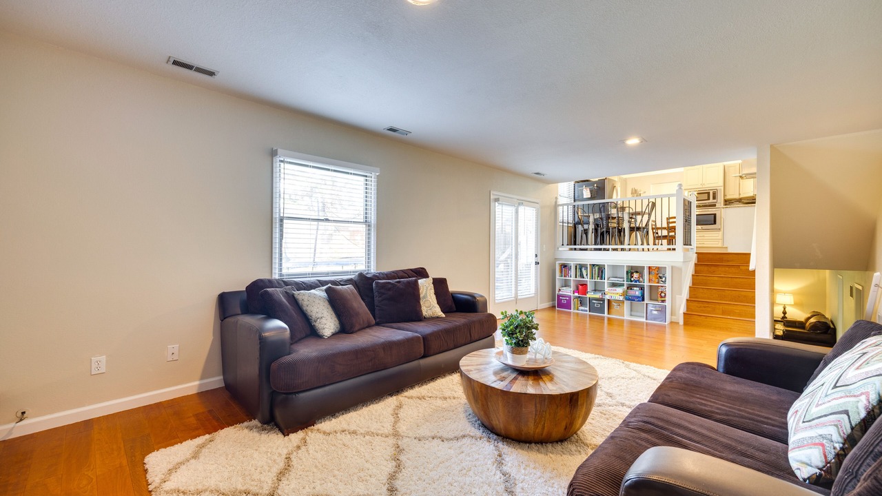 Photo of Livingroom in Gleneagle
