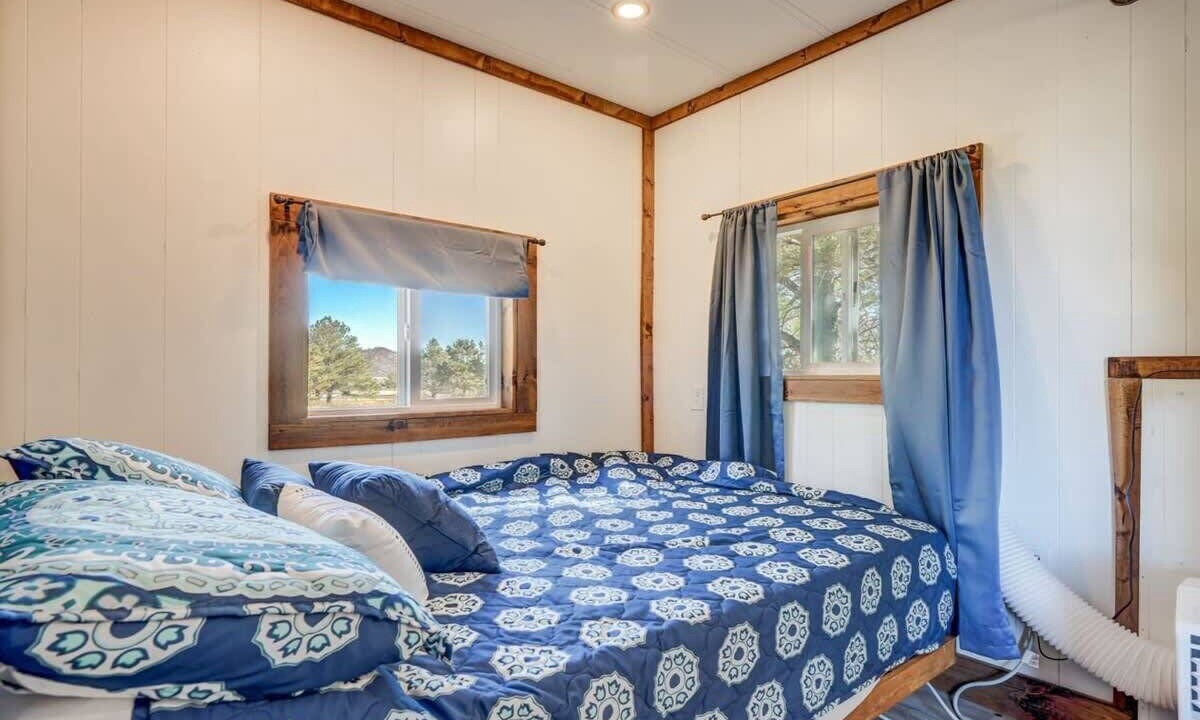 Photo of Bedroom in Larkspur