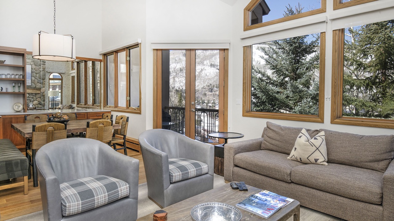 Photo of Livingroom in Highlands Townhomes