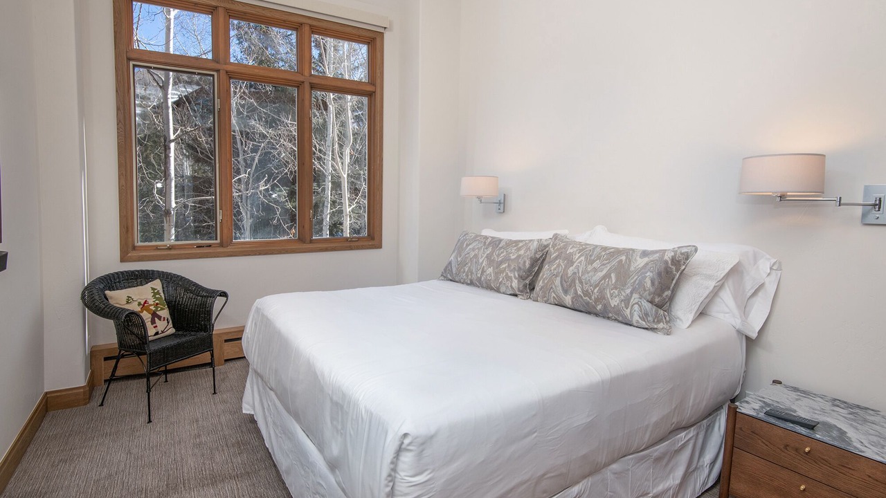 Photo of Bedroom in Highlands Townhomes