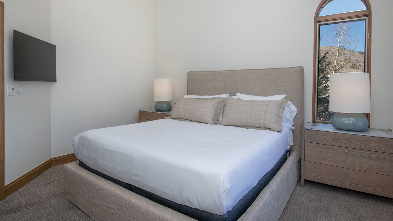Photo of Bedroom in Highlands Townhomes