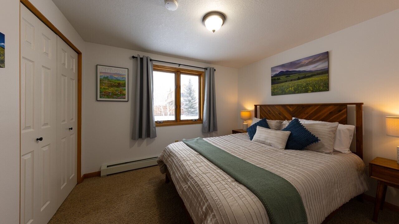 Photo of Bedroom in Crested Butte South