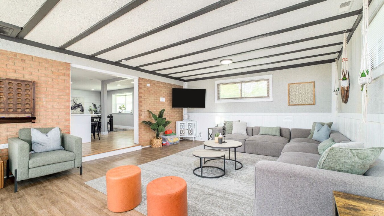 Photo of Livingroom in Lamar Heights Area