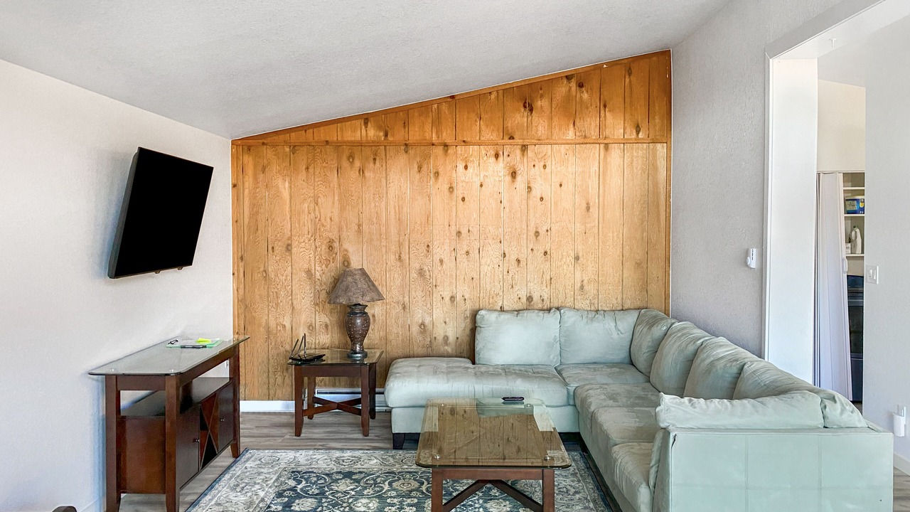 Photo of Livingroom in Aspen Park