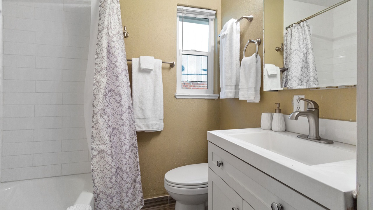 Photo of Bathroom in Englewood