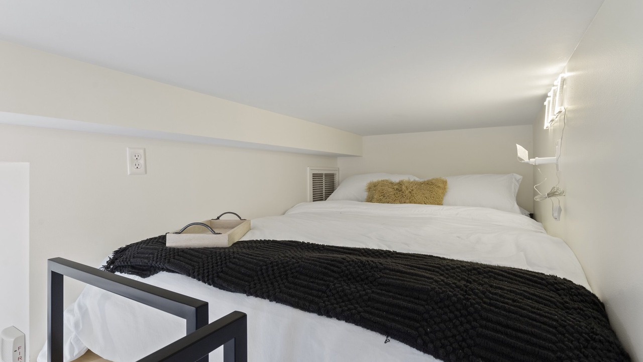Photo of Bedroom in Capitol Hill