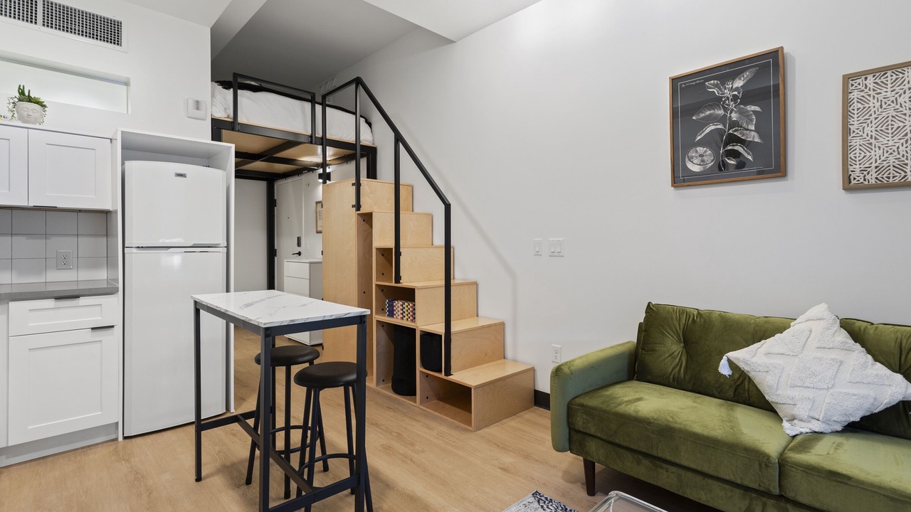 Photo of Livingroom in Capitol Hill