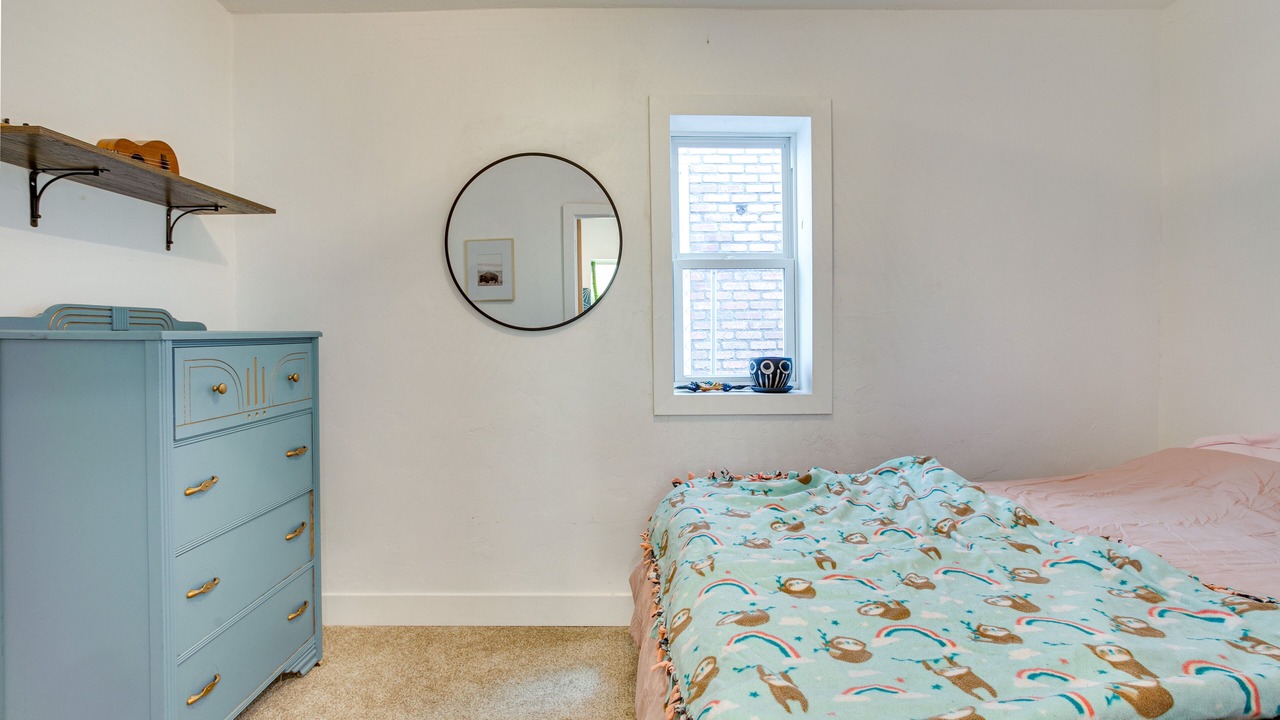 Photo of Bedroom in Cole