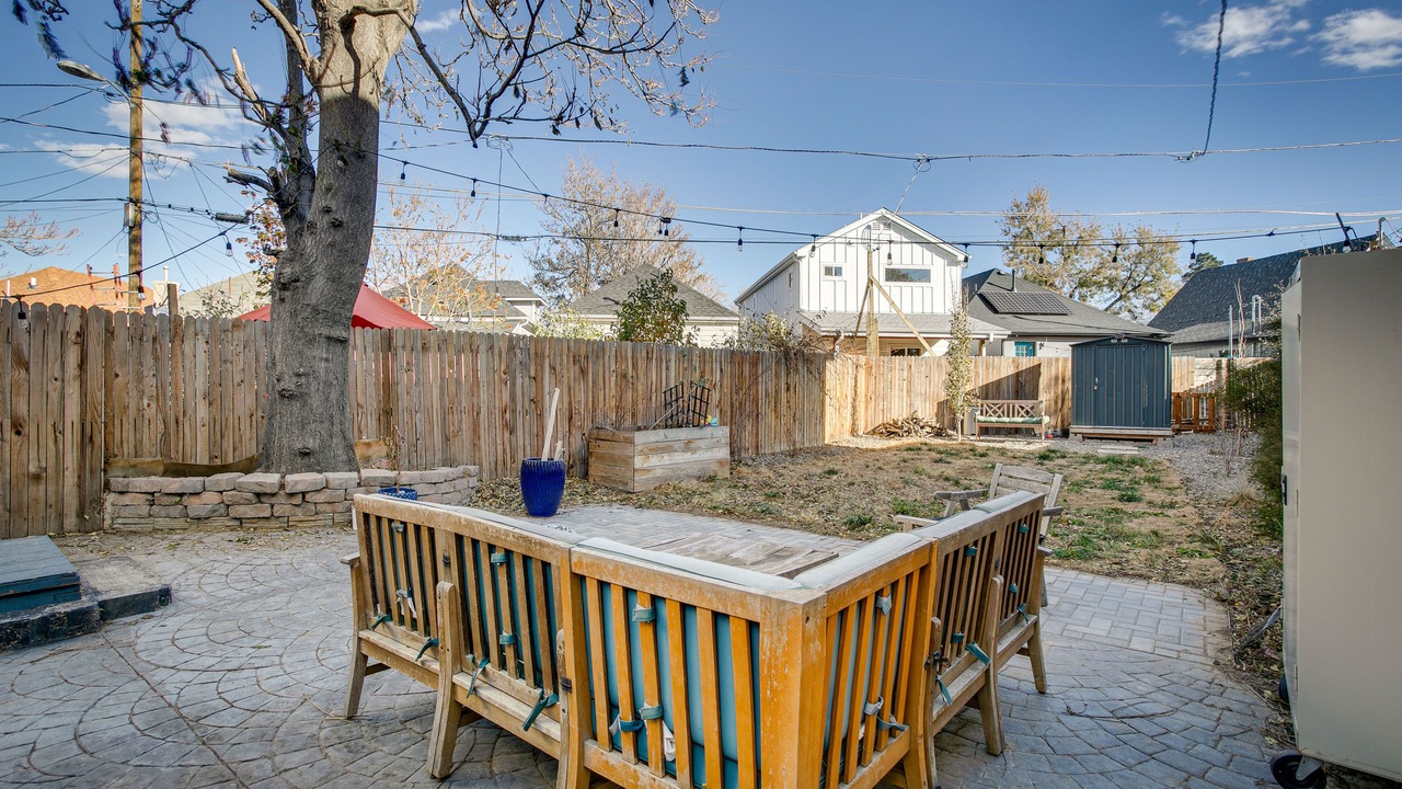 Photo of Outdoor in Cole