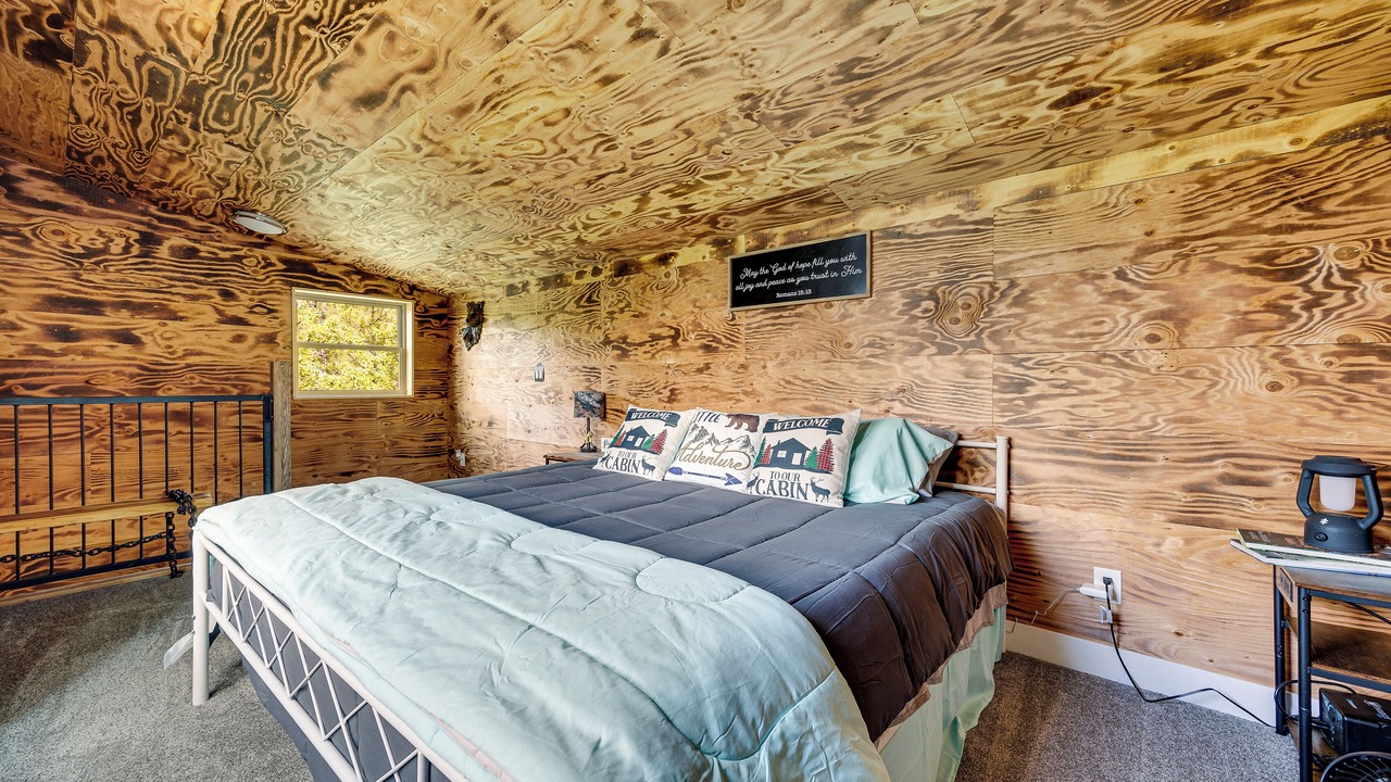 Photo of Bedroom in Divide