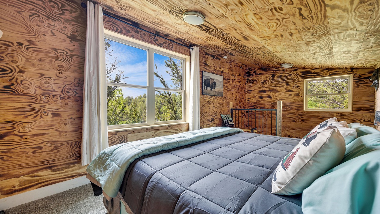 Photo of Bedroom in Divide