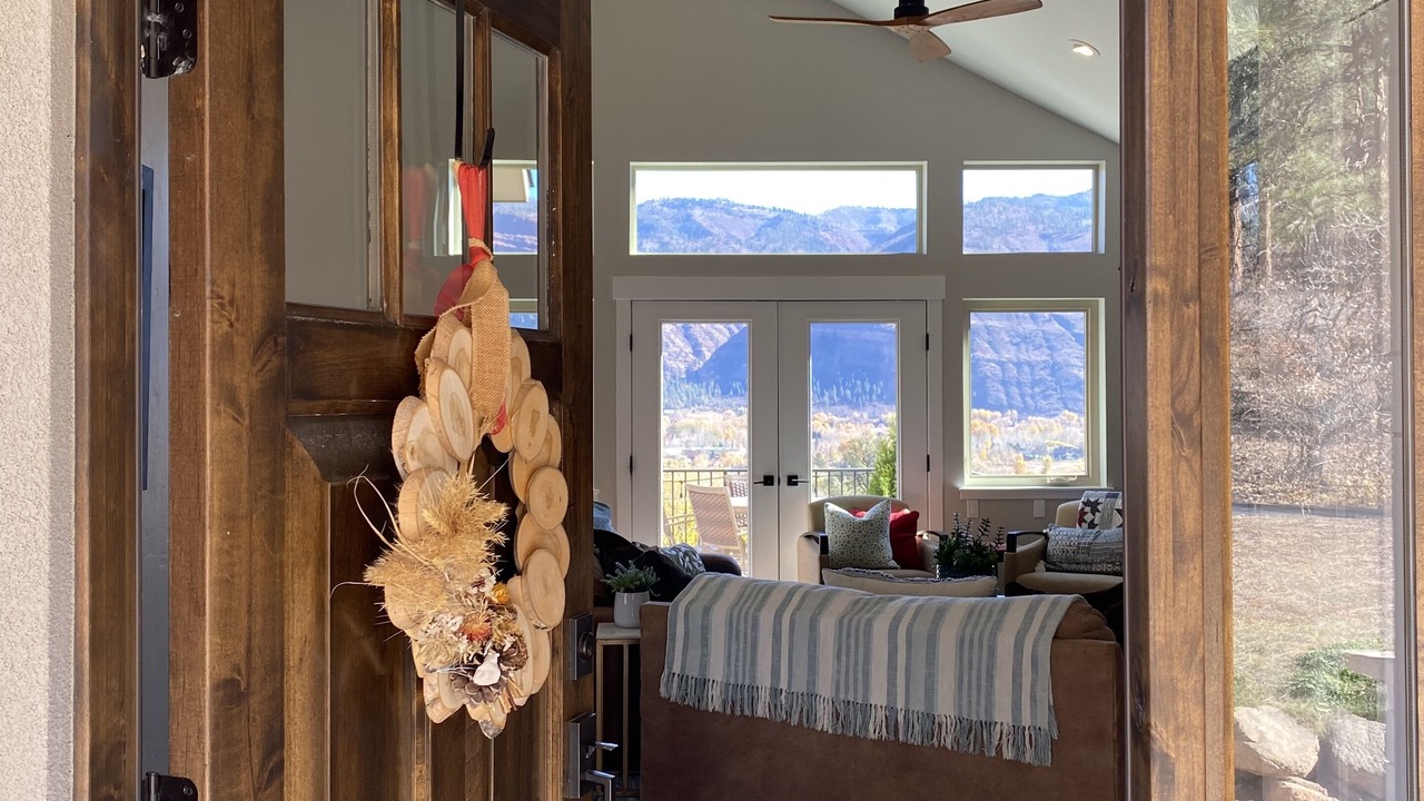 Photo of Livingroom in Hermosa