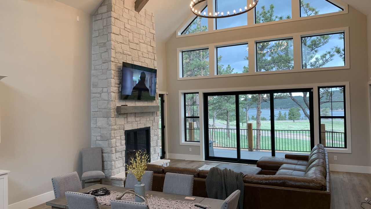 Photo of Livingroom in Loveland