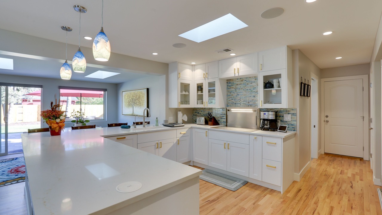 Photo of Kitchen in Barths