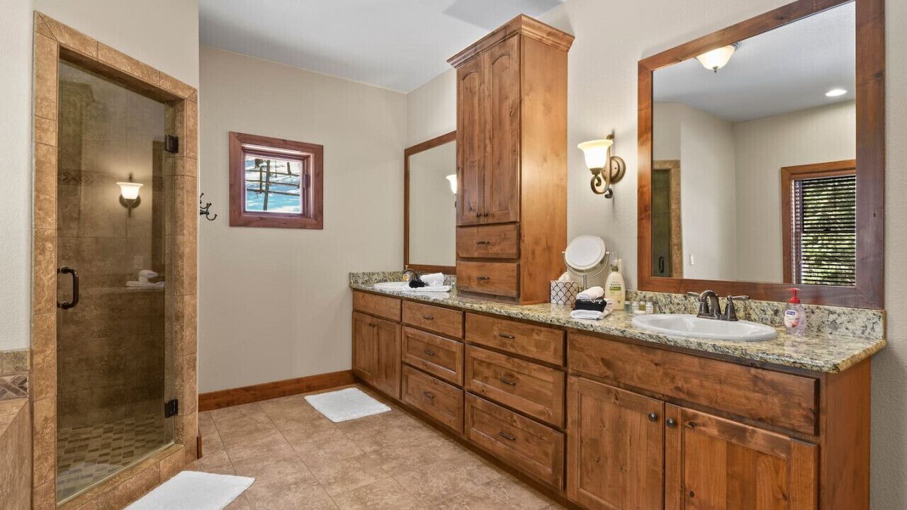 Photo of Bathroom in Woodland Park