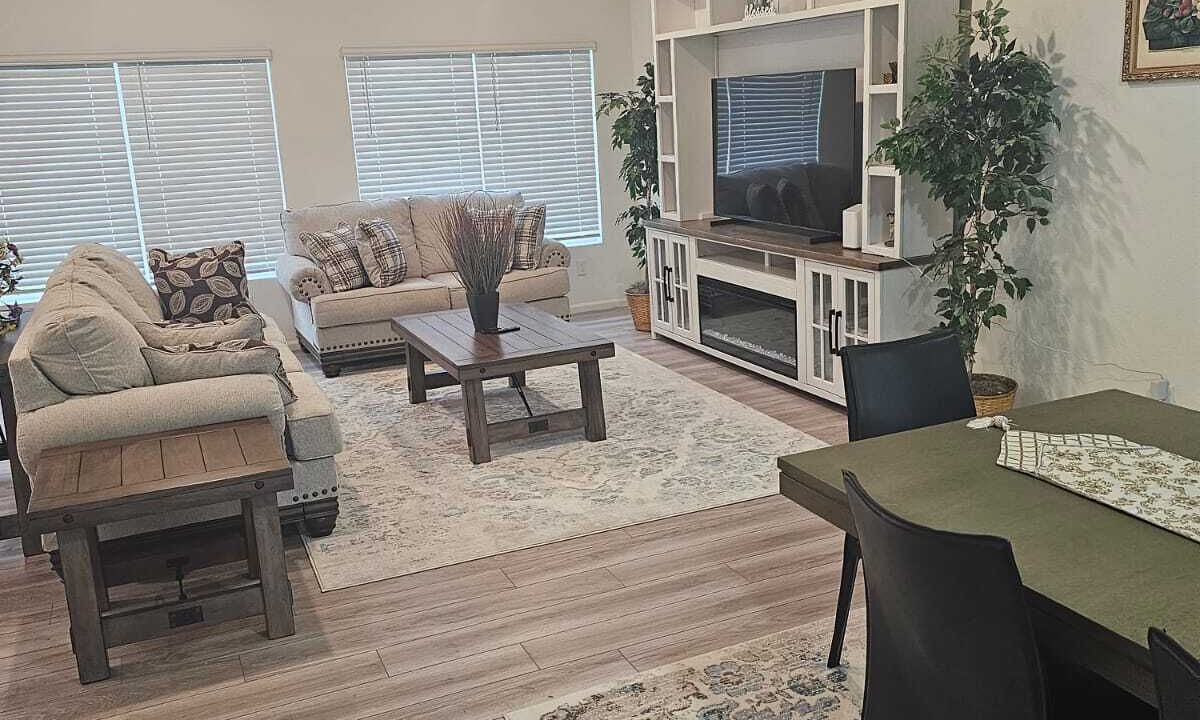 Photo of Livingroom in Commerce City